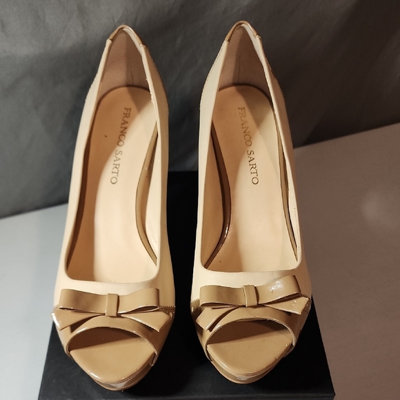 Franco Sarto Beige Peep-Toe Heels with Bow - Picture 1 of 7